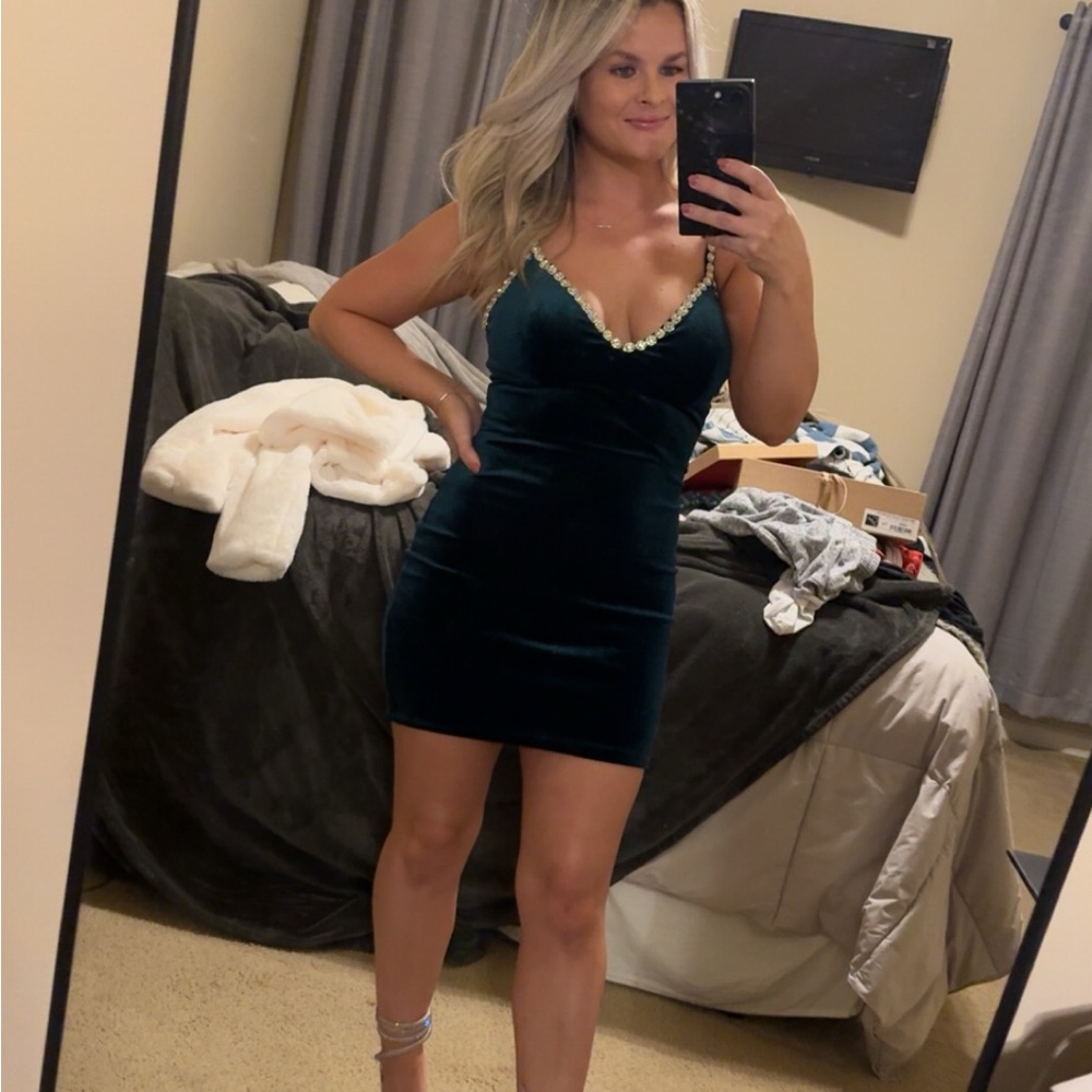 Elegant Velvet Green Dress